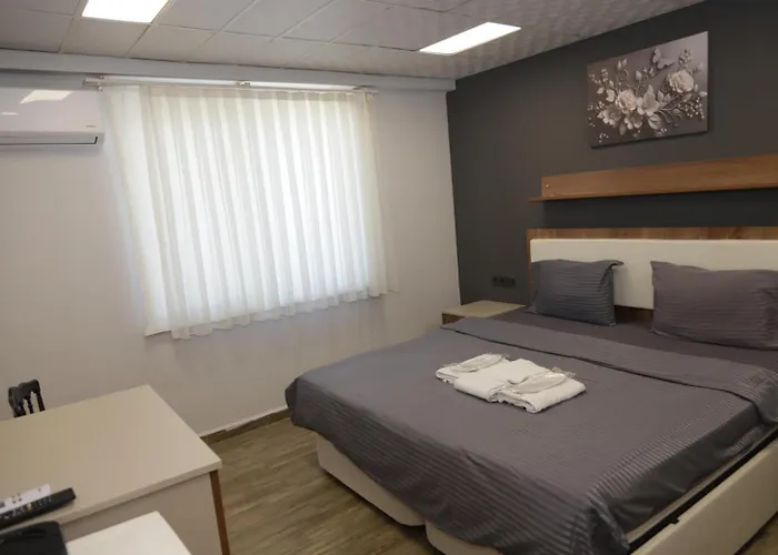 מלון Guendogdu *